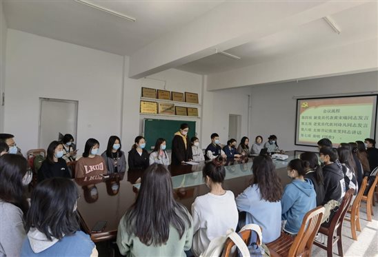 tmp_084e9764e1a3dc532bd8975bc506d752510bf3ded3fcd272