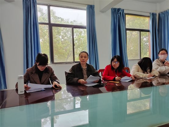 D:\办公室\党务\表彰、考核\考核党组织\2022学年\述职评议照片\IMG_20230322_090003.jpg