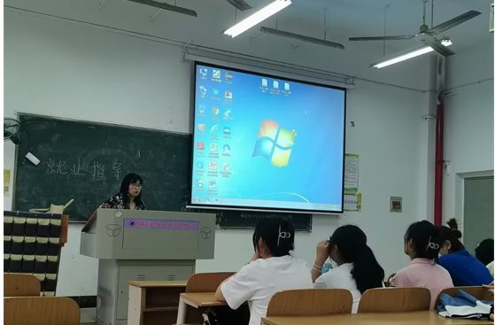 C:\Users\周雅乔\Documents\Tencent Files\780536229\Image\C2C\635A34F037F631128042EA14C3F871DC.jpg