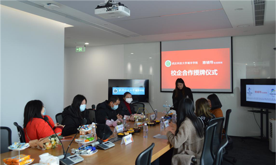 C:\Users\user\Documents\Tencent Files\564835505\FileRecv\1.png