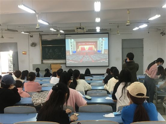 24F2AADCCA7F34221177453CE35C2979